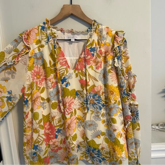 Tuckernuck Sugarlips Cream Pink Blue Floral Ruffled Blouse Top Small - Picture 7 of 12